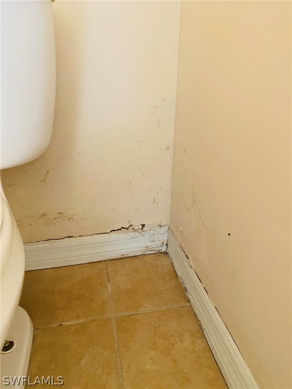 9060 Pineapple Road Fort Myers, FL 33967 - Photo 8 of 33 a view of a room