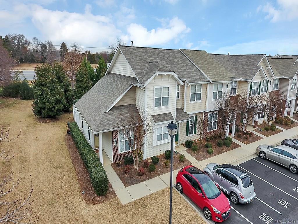 316 Tinder Box Lane, Unit 9 Fort Mill, SC 29708 - Photo 2 of 21