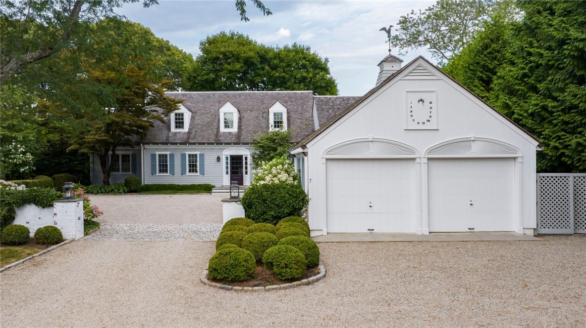 7 Wapan Road Westerly, RI 02891 - Photo 3 of 6