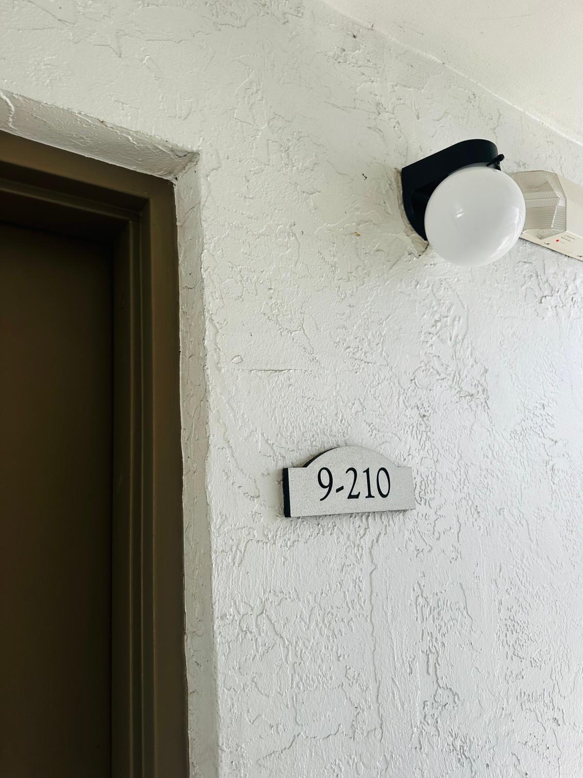 540 South Park Road Hollywood, FL 33021 - Photo 11 of 26 a bathroom with a sink