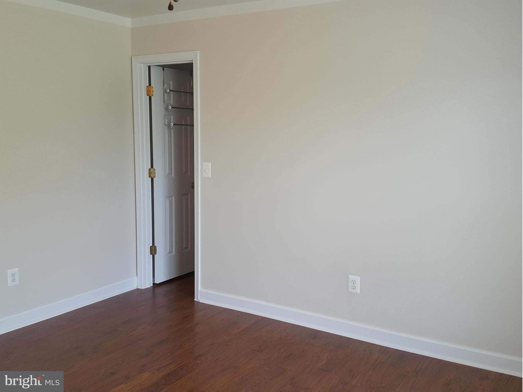 21021 Batna Road Culpeper, VA 22701 - Photo 20 of 30 3rd Bedroom w/ mini walk in closet