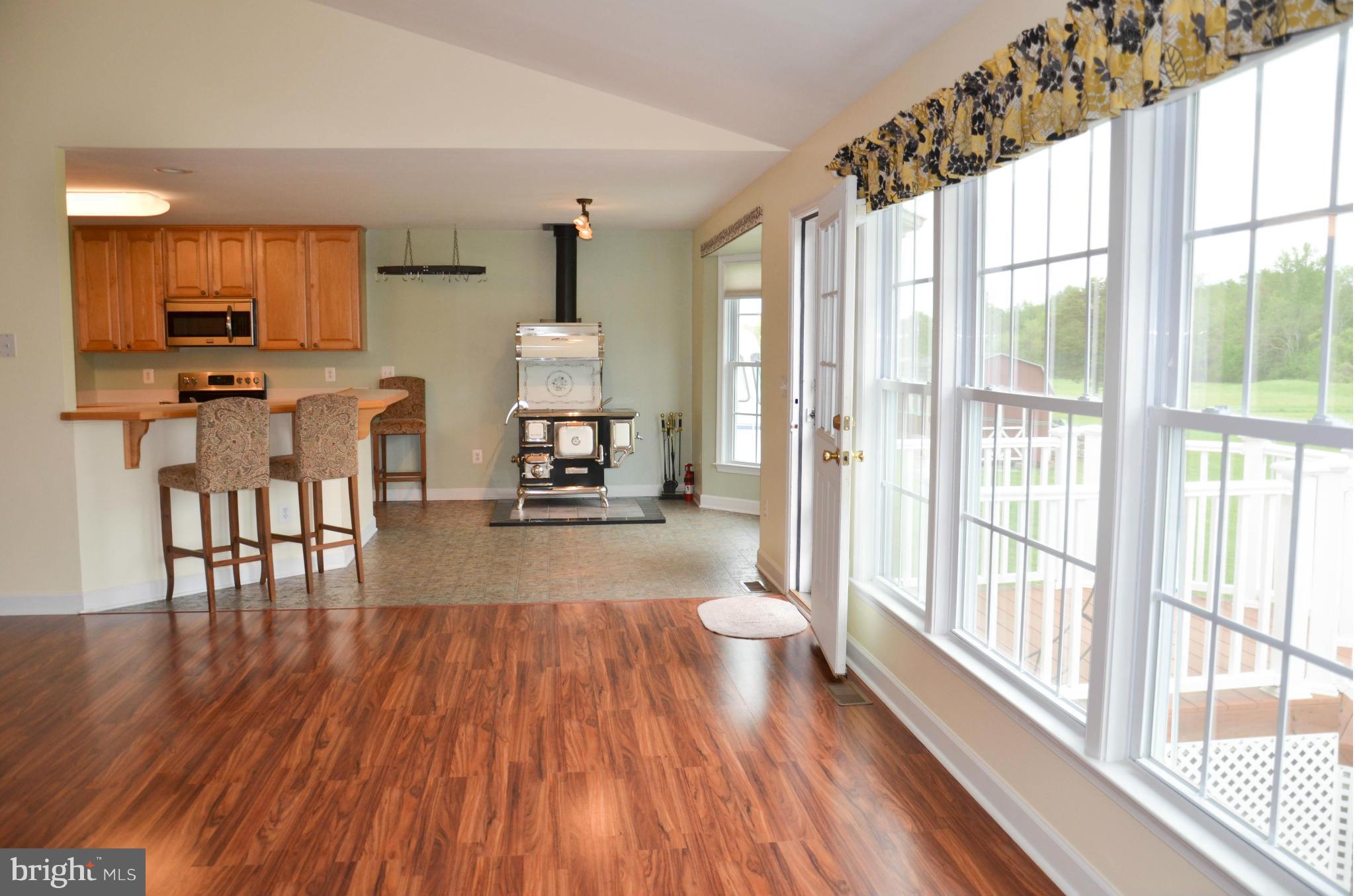21021 Batna Road Culpeper, VA 22701 - Photo 8 of 30 Open concept family room