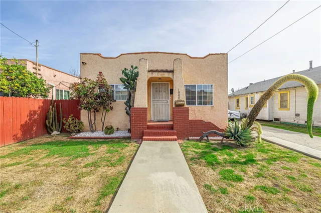 $599,999 | 1000 North Mayo Avenue, Compton, CA 90221