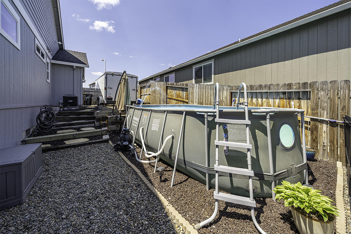 116 Linton Way Eagle Point, OR 97524 - Photo 31 of 32 DSC06184-HDR-Edit