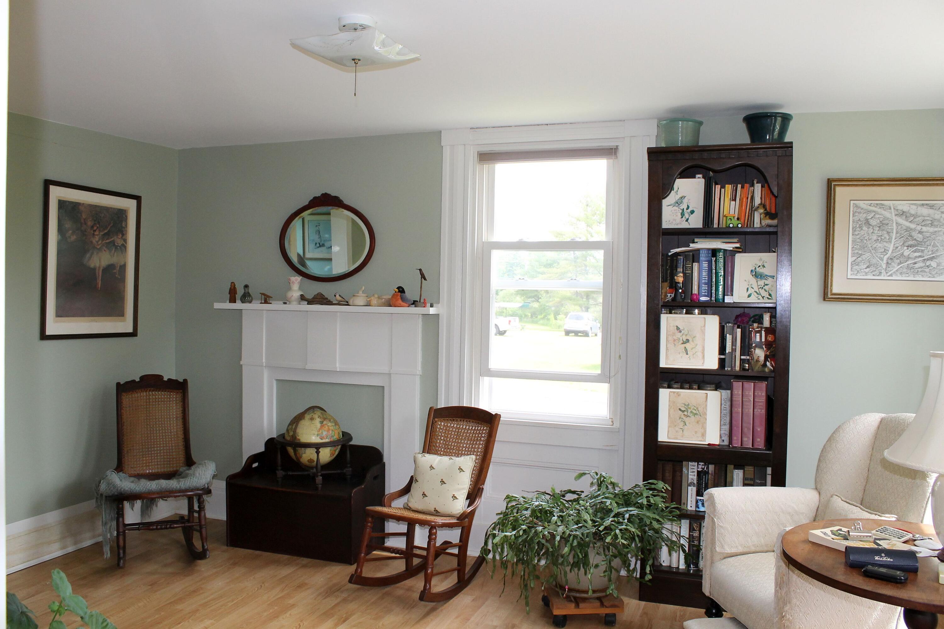1006 East Waldo Road Belfast, ME 04915 - Photo 10 of 23 Living room