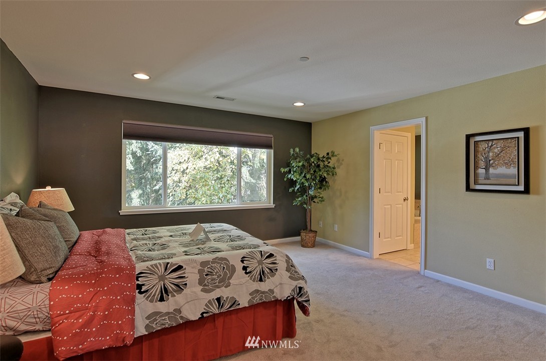 22833 15th Avenue Southeast Bothell, WA 98021 - Photo 14 of 21