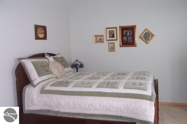 2248 Glory Road Frankfort, MI 49635 - Photo 11 of 15 1689146-10.JPG