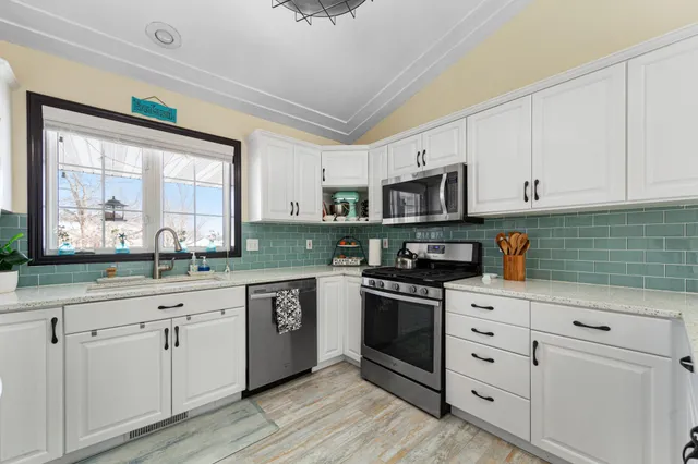 $414,900 | 1960 Mineral Springs Parkway Northeast, Owatonna, MN 55060