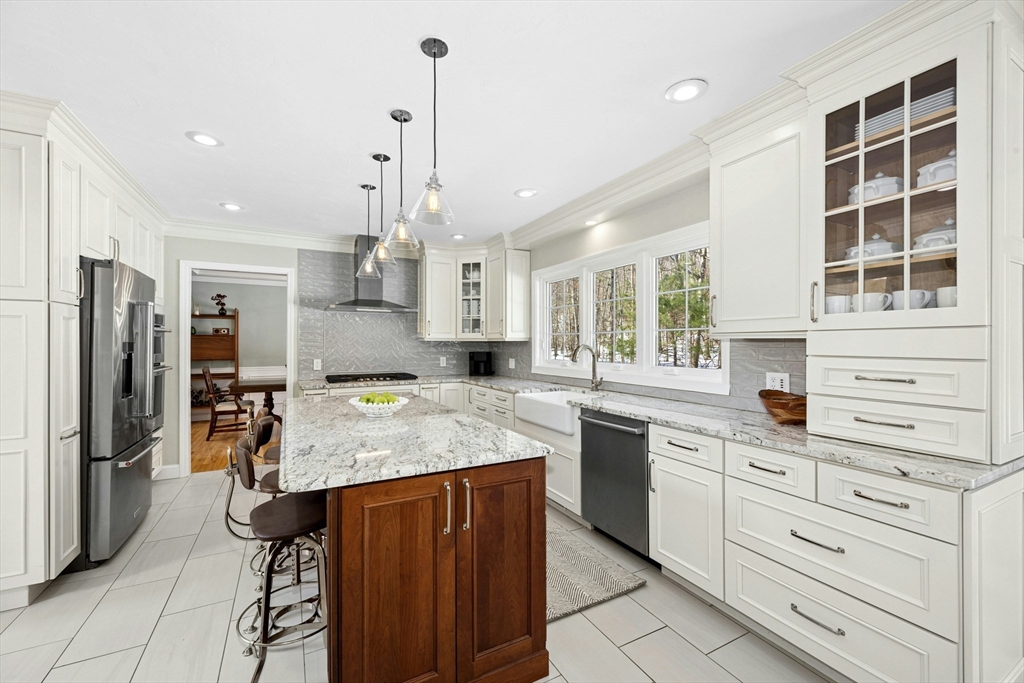 7 Deer Ridge Road Ashland, MA 01721 - Photo 3 of 41