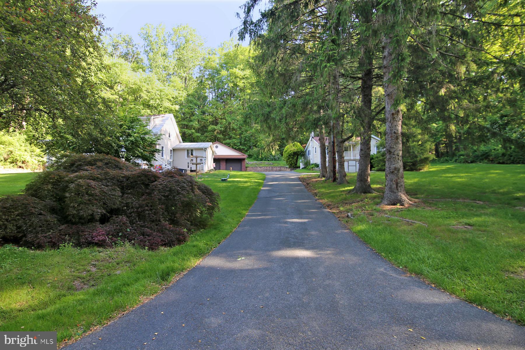 1061 Mine Road Lebanon, PA 17042 - Photo 11 of 88 Large wrap around driveway!