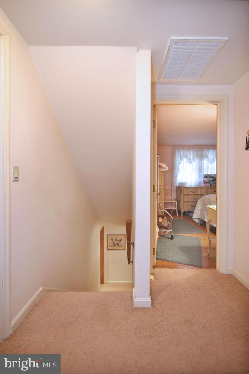 1061 Mine Road Lebanon, PA 17042 - Photo 61 of 88 1061-2nd floor-landing