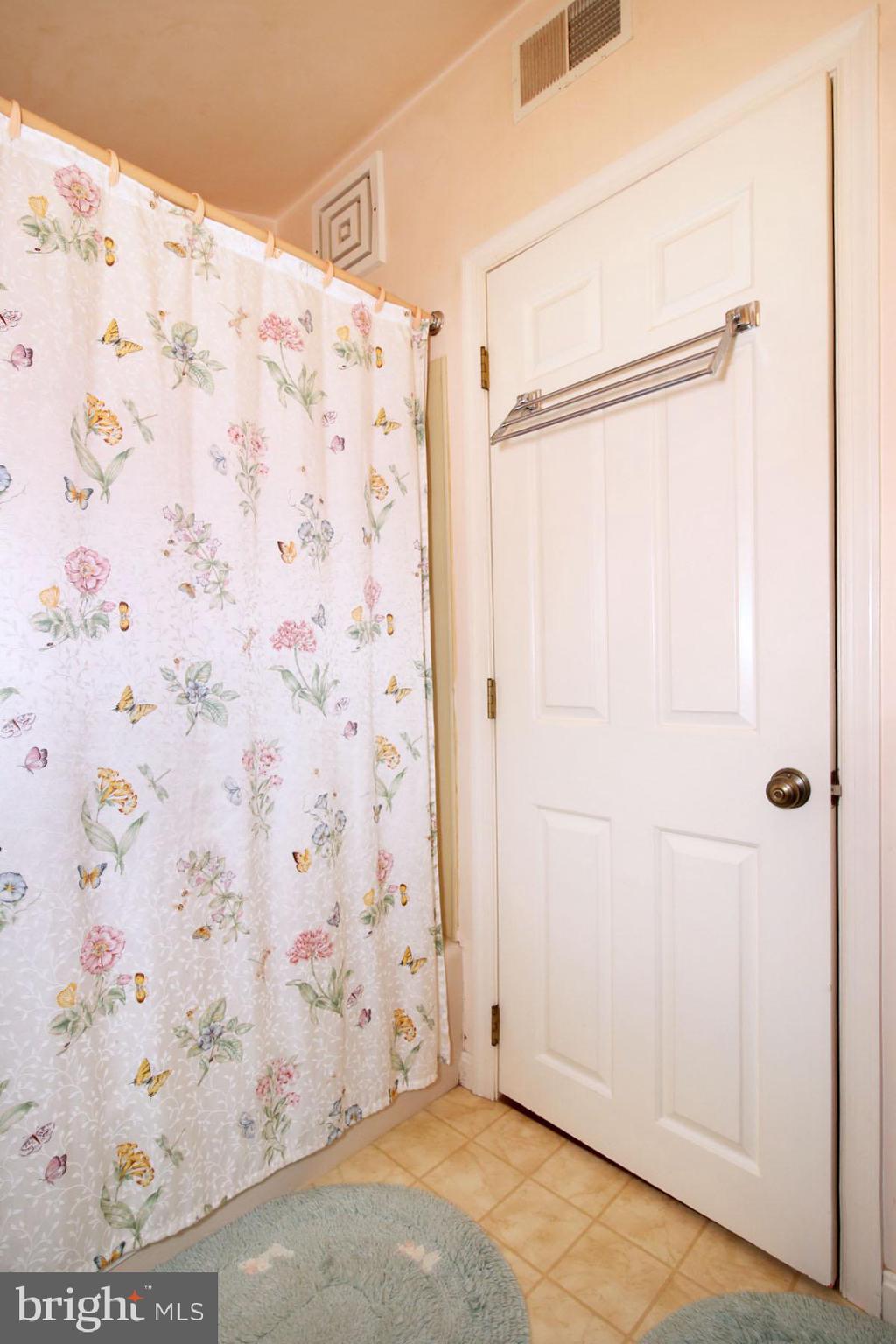 1061 Mine Road Lebanon, PA 17042 - Photo 63 of 88 1061-2nd floor-bathroom 2