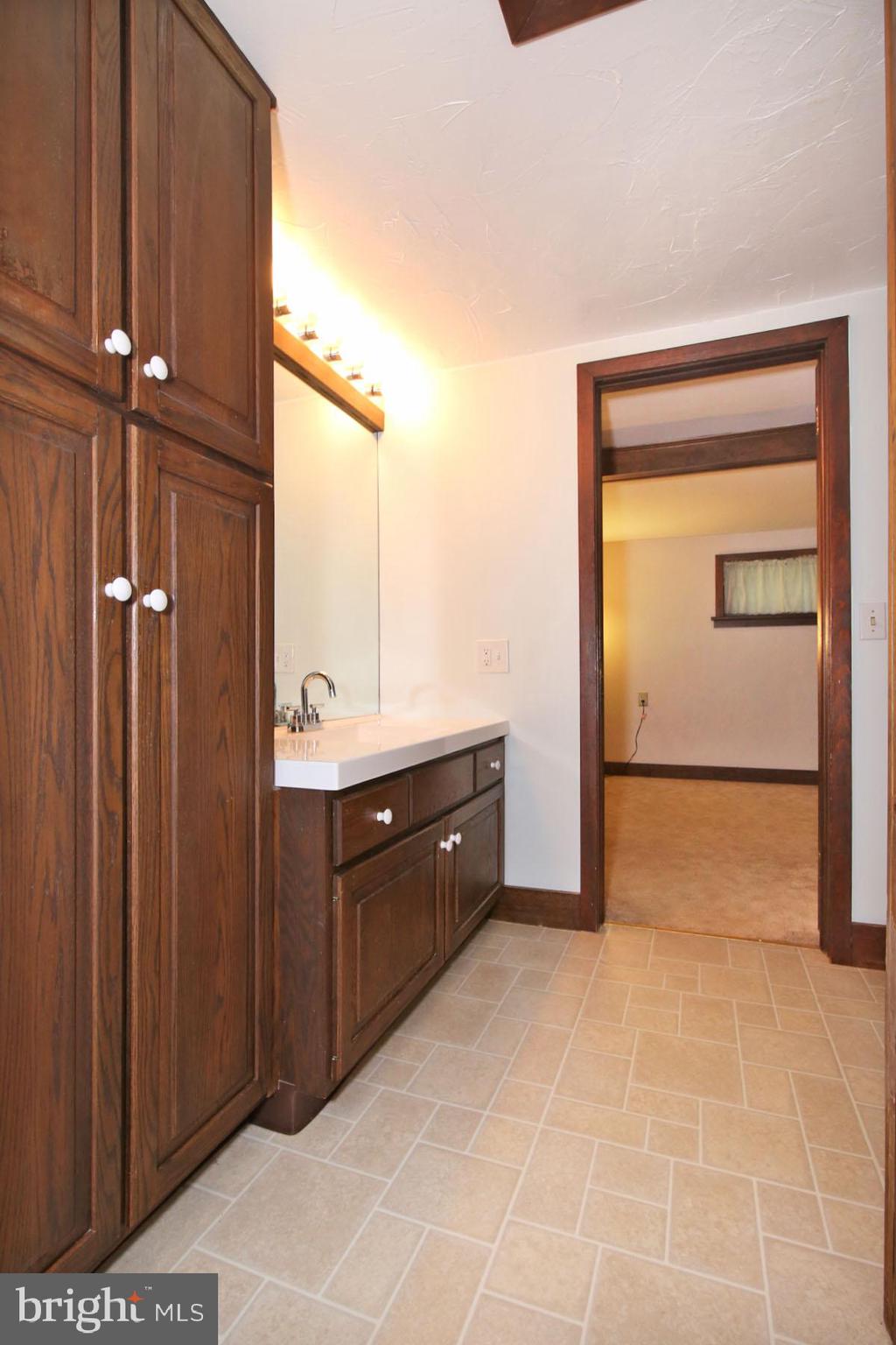 1061 Mine Road Lebanon, PA 17042 - Photo 78 of 88 1055-1st floor bathroom-one floor living!