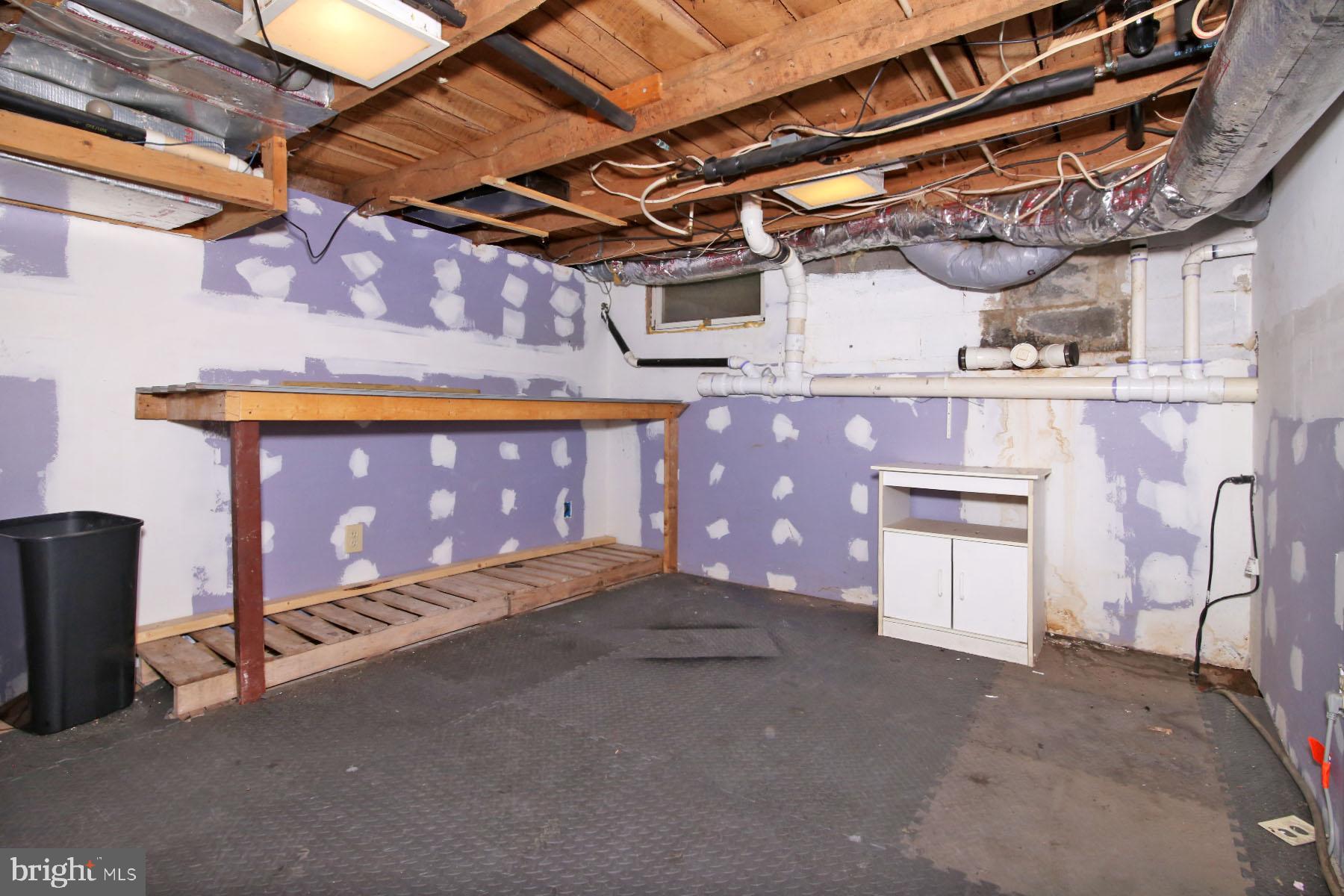 1061 Mine Road Lebanon, PA 17042 - Photo 84 of 88 1055-basement