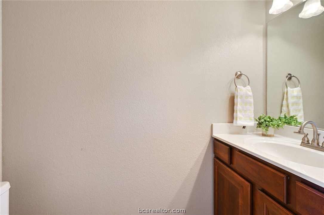 1000 Spring Loop, Unit 1904 College Station, TX 77840 - Photo 13 of 19 Half bath