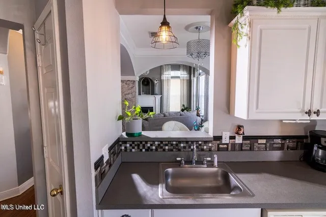 $280,000 | 2252 Beach Drive, Unit 2305, Gulfport, MS 39507