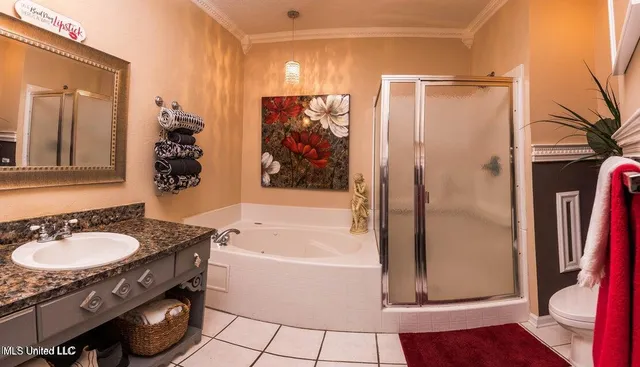 $280,000 | 2252 Beach Drive, Unit 2305, Gulfport, MS 39507