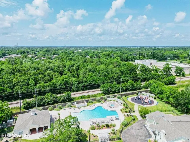 $280,000 | 2252 Beach Drive, Unit 2305, Gulfport, MS 39507