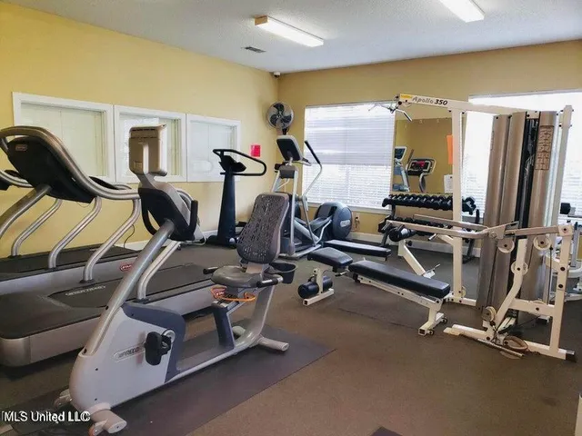 $280,000 | 2252 Beach Drive, Unit 2305, Gulfport, MS 39507