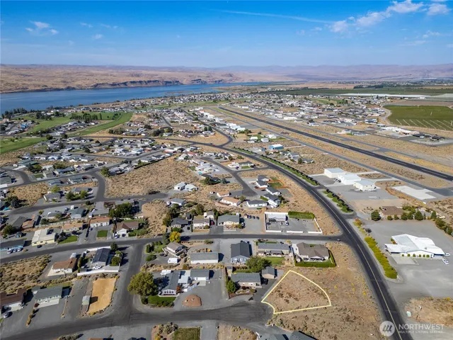 $125,000 | 310 Buttercup Lane, Mattawa, WA 99349