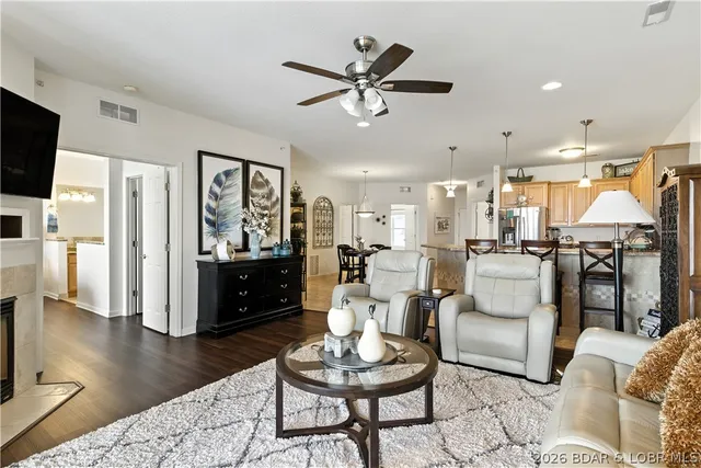 $529,000 | 1210 Lands End Parkway, Unit 413, Osage Beach, MO 65065