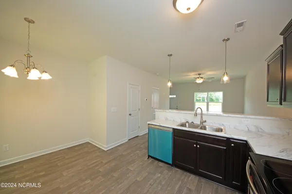 $1,500 | 117 Jaydn Drive West, Jacksonville, NC 28546