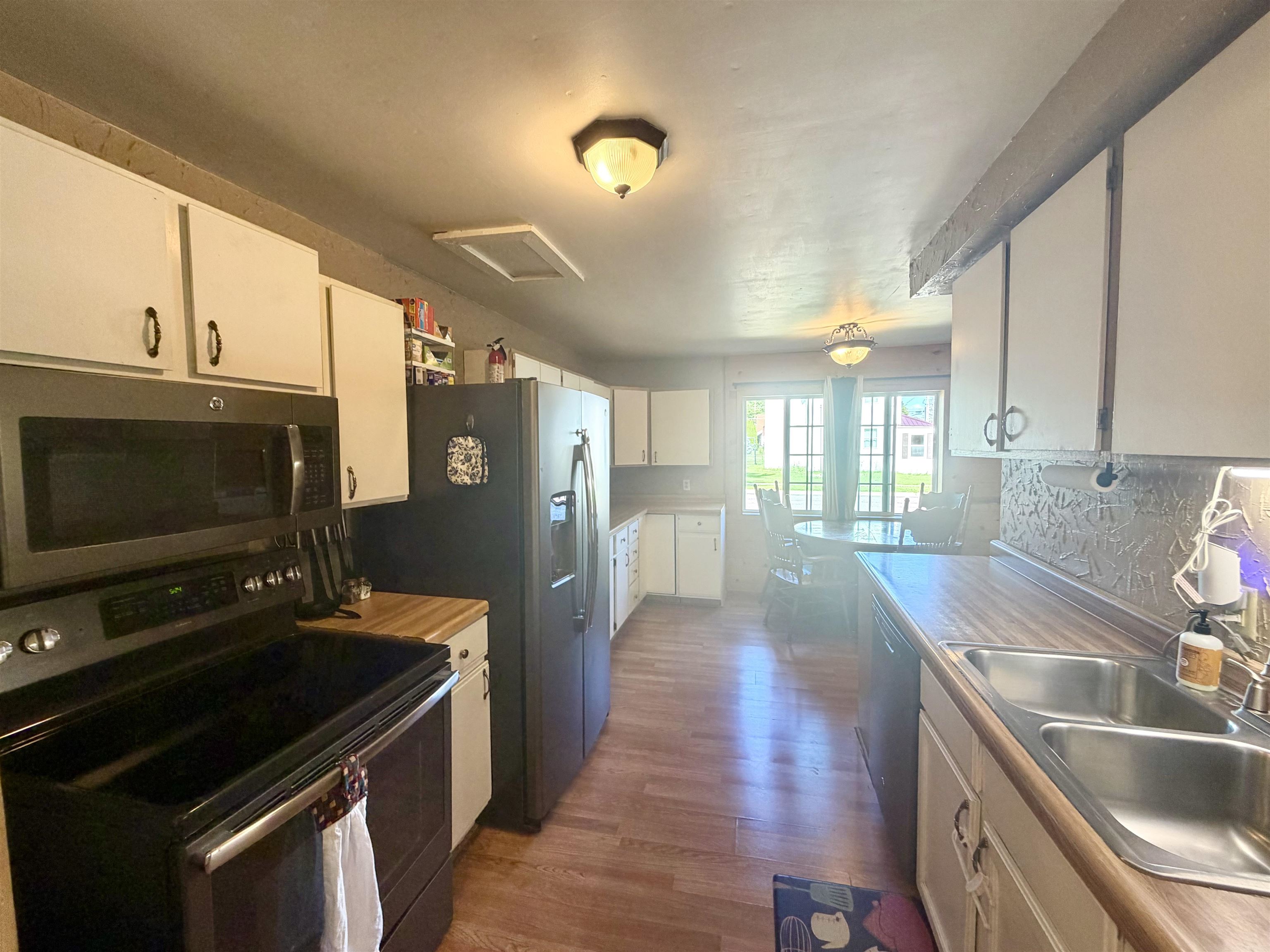 203 North 3rd Street Muscoda, WI 53573 - Photo 10 of 17