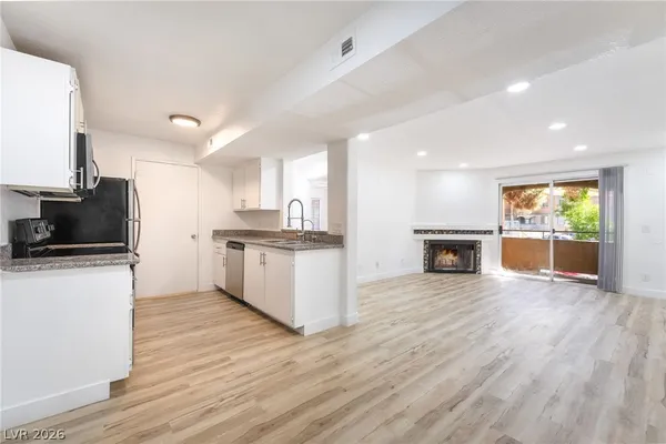 $1,495 | 5251 Mission Carmel Lane, Unit 208, Las Vegas, NV 89107