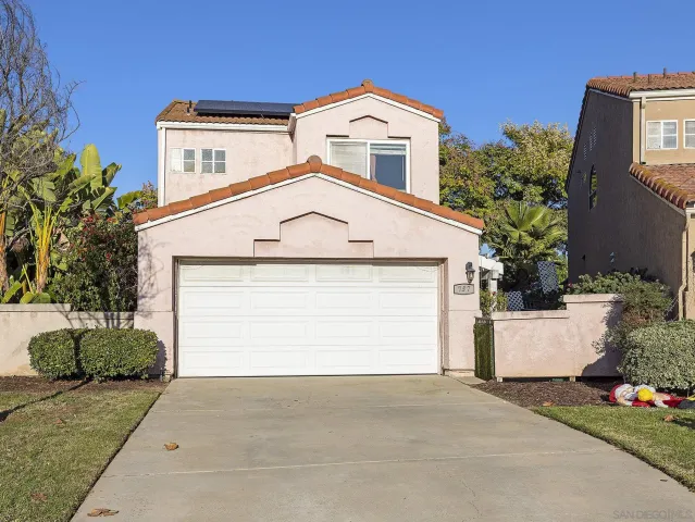 $699,000 | 757 Granite Hills Circle, El Cajon, CA 92019