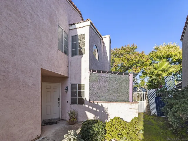 $699,000 | 757 Granite Hills Circle, El Cajon, CA 92019