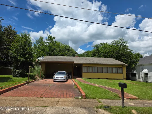$141,000 | 630 Minnesota Avenue, Unit 1, McComb, MS 39648