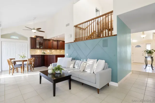 $1,495,000 | 11409 Duenda Road, San Diego, CA 92127