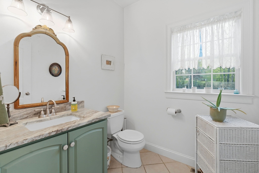 76 Old Farm Road Douglas, MA 01516 - Photo 25 of 35