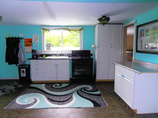 $285,000 | 10988 Fairview Avenue, Osceola, IN 46561