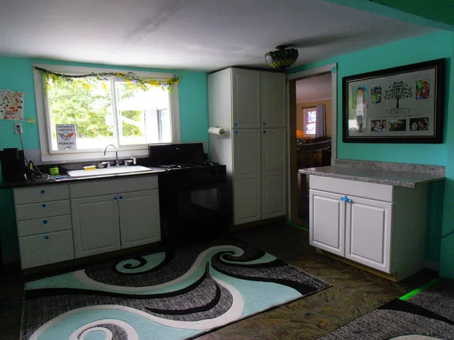 $285,000 | 10988 Fairview Avenue, Osceola, IN 46561