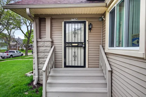 $274,900 | 2534 North 46th Street, Milwaukee, WI 53210