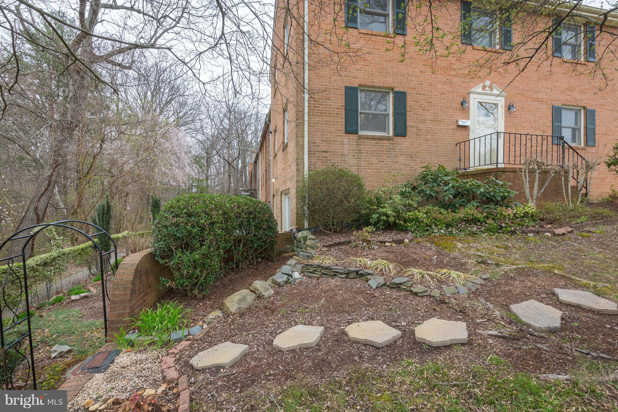 421 Ridgemore Street Fredericksburg, VA 22405 - Photo 26 of 28 Exterior (Front)