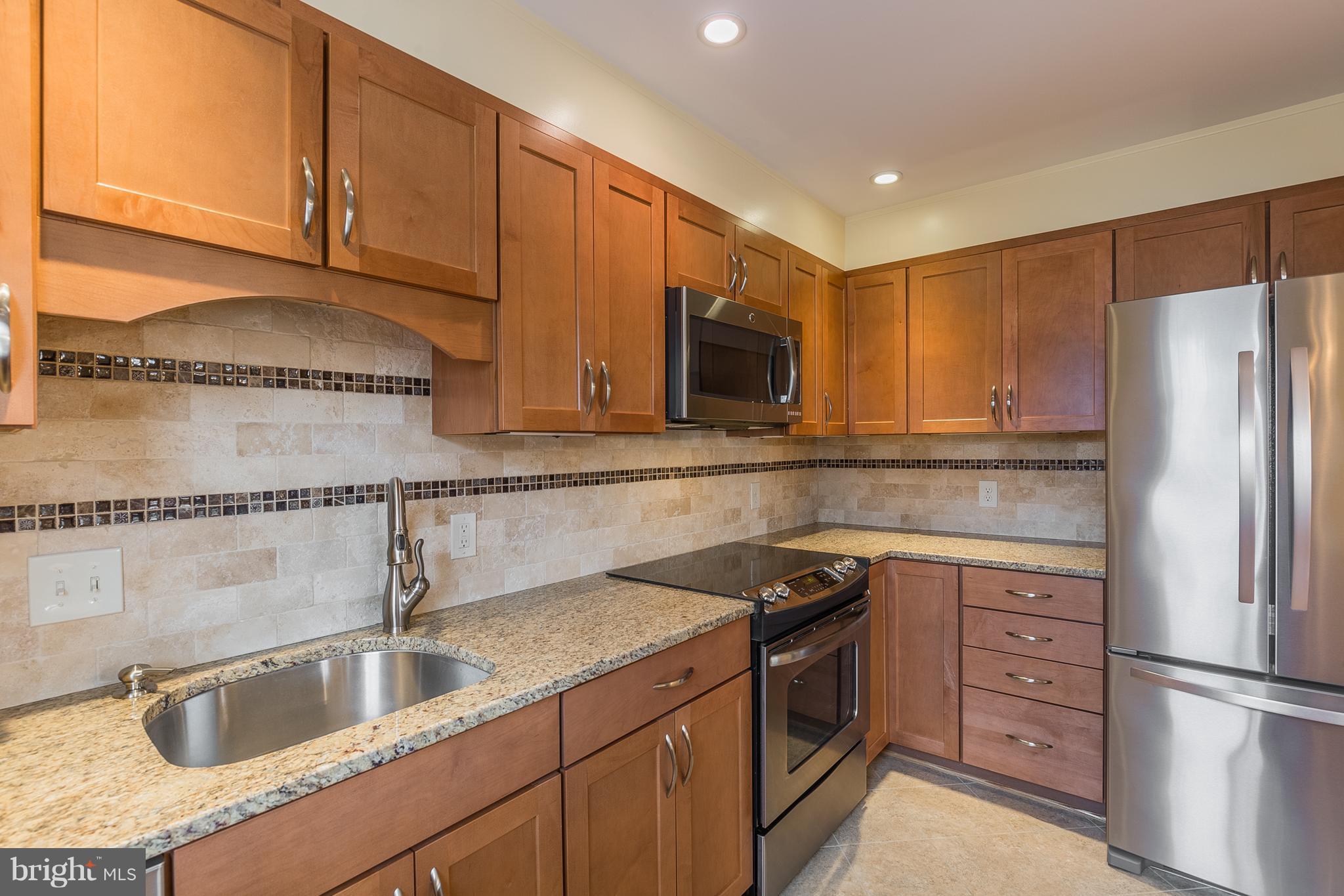421 Ridgemore Street Fredericksburg, VA 22405 - Photo 5 of 28 Kitchen