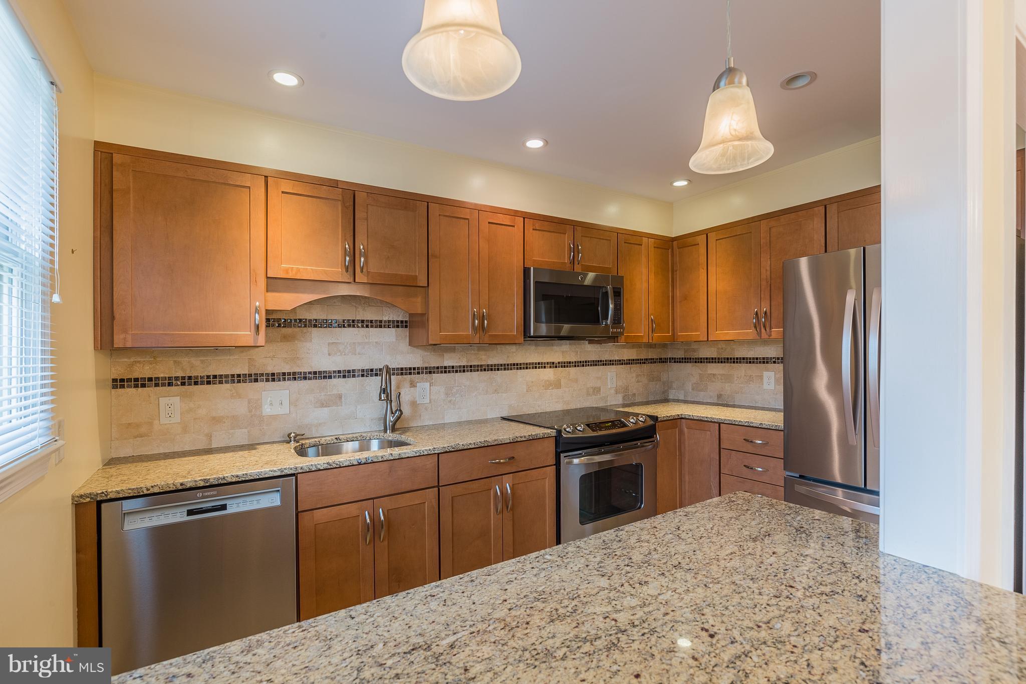 421 Ridgemore Street Fredericksburg, VA 22405 - Photo 7 of 28 Kitchen