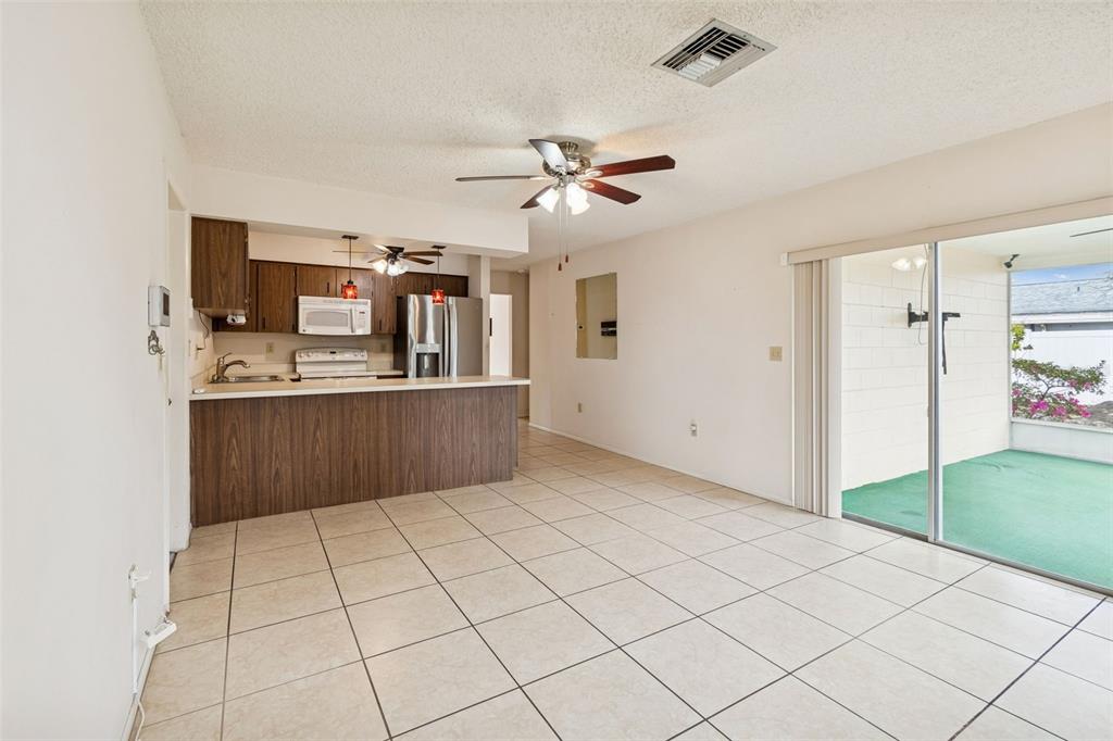 4801 Ridge Point Drive Tampa, FL 33624 - Photo 11 of 74