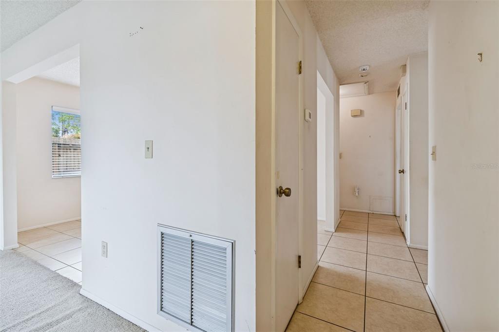 4801 Ridge Point Drive Tampa, FL 33624 - Photo 28 of 74