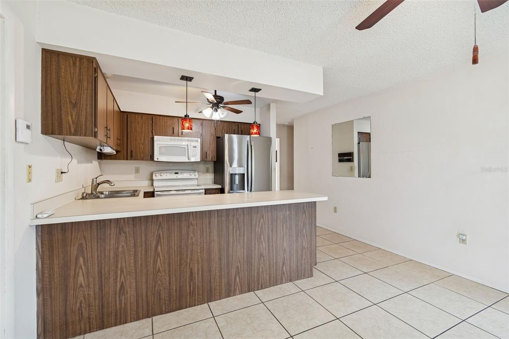 4801 Ridge Point Drive Tampa, FL 33624 - Photo 6 of 74