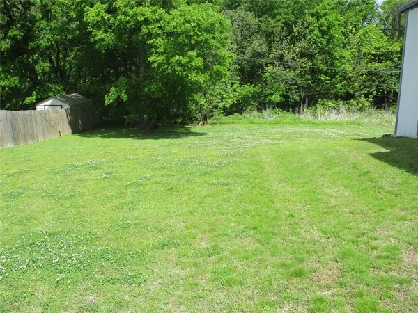 $48,000 | 107 West Day Street, Unit 2, Denison, TX 75021