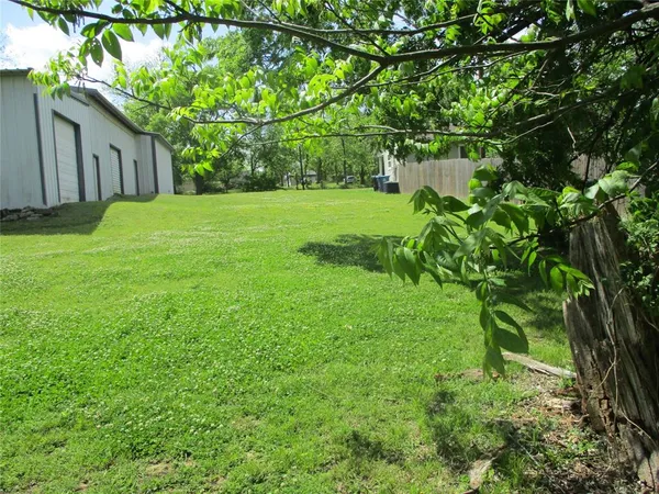 $48,000 | 107 West Day Street, Unit 2, Denison, TX 75021