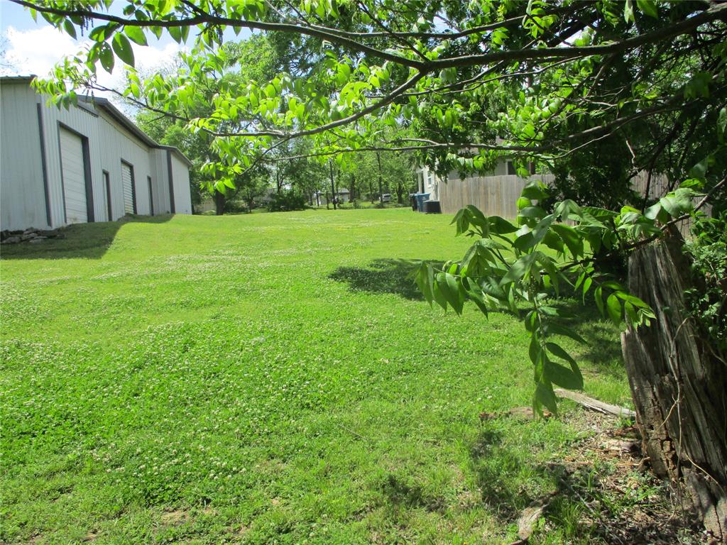 107 West Day Street, Unit 2 Denison, TX 75021 - Photo 6 of 6