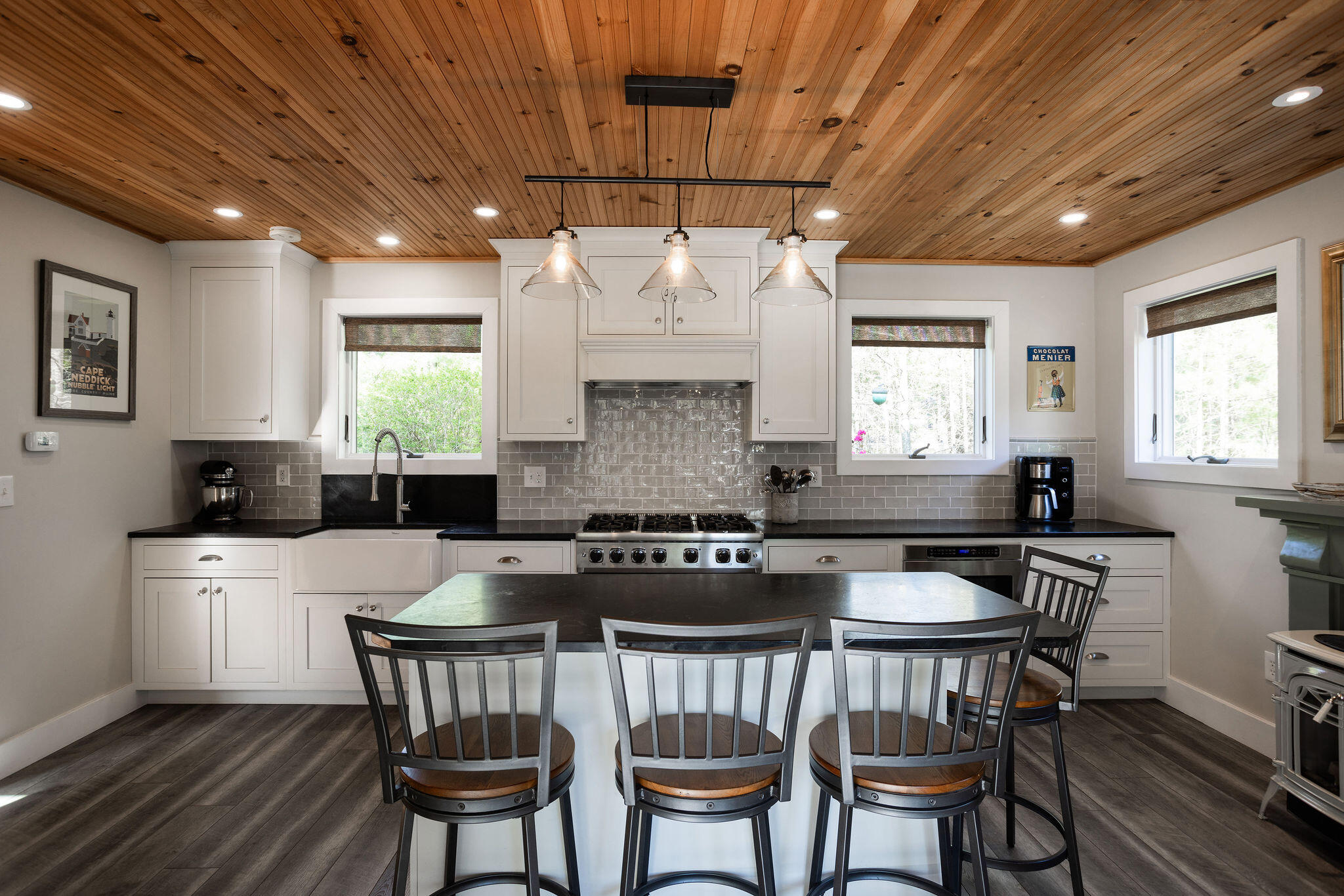 39 Pine Mountain Road York, ME 03902 - Photo 8 of 49 39 Pine Mountain Rd, Cape Neddick