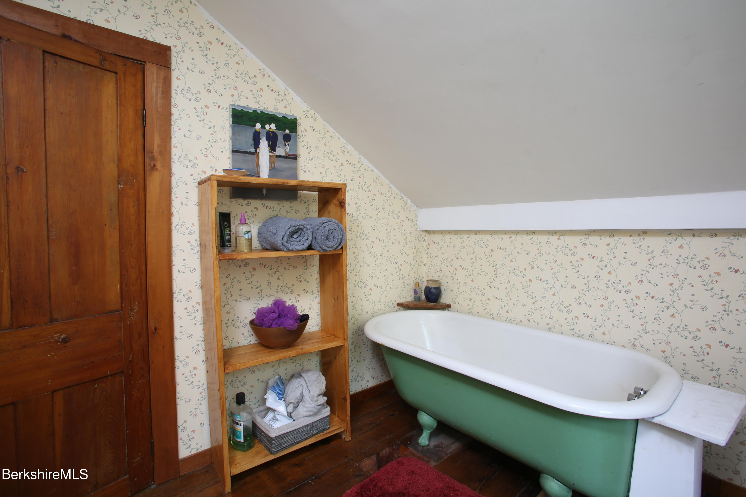 818 Main Road Chesterfield, MA 01084 - Photo 15 of 33 a bathroom with a sink and bathtub