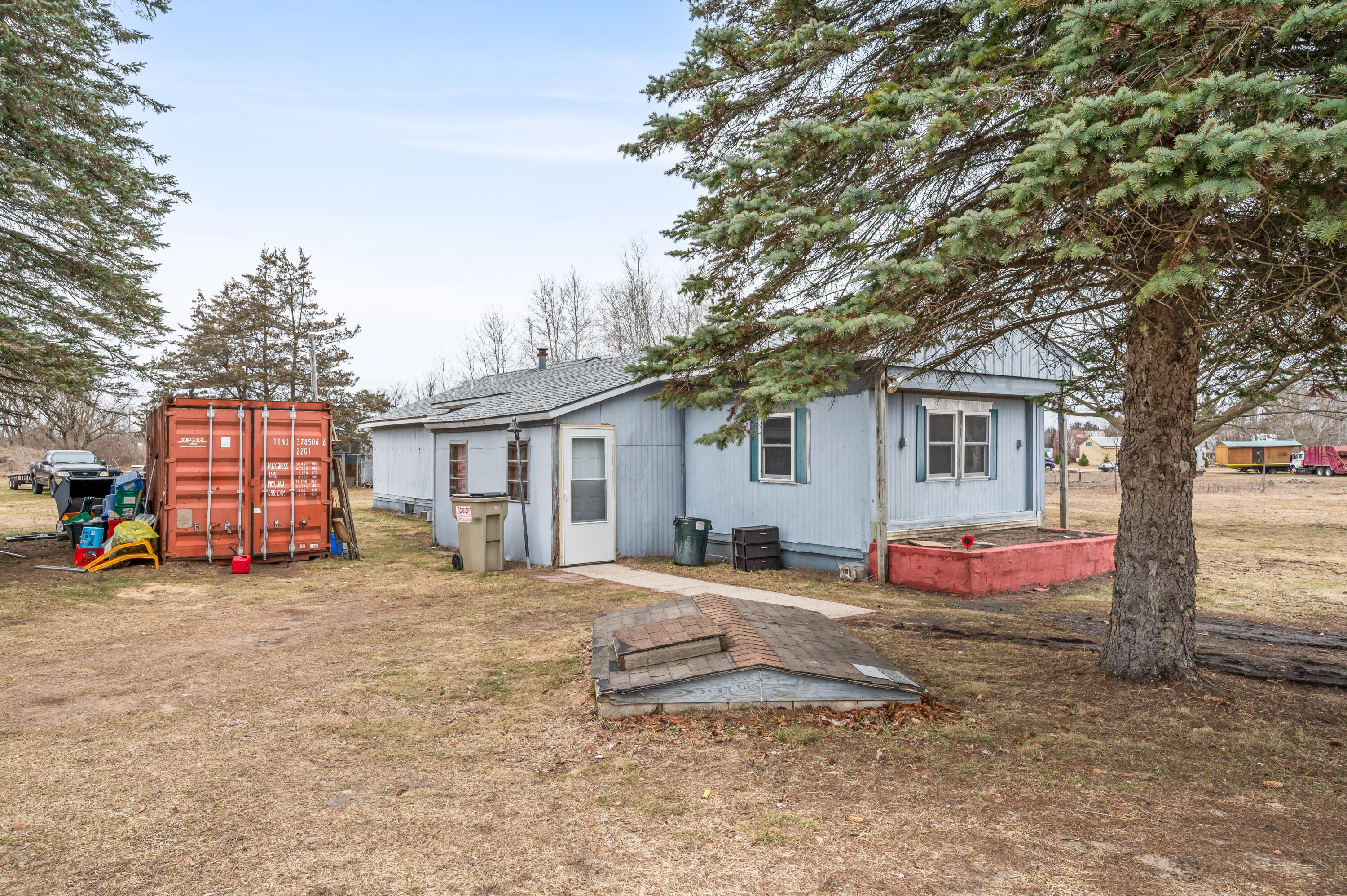 21704 North Avenue Reed City, MI 49677 - Photo 5 of 27 21704-WNorthAve-RC-22