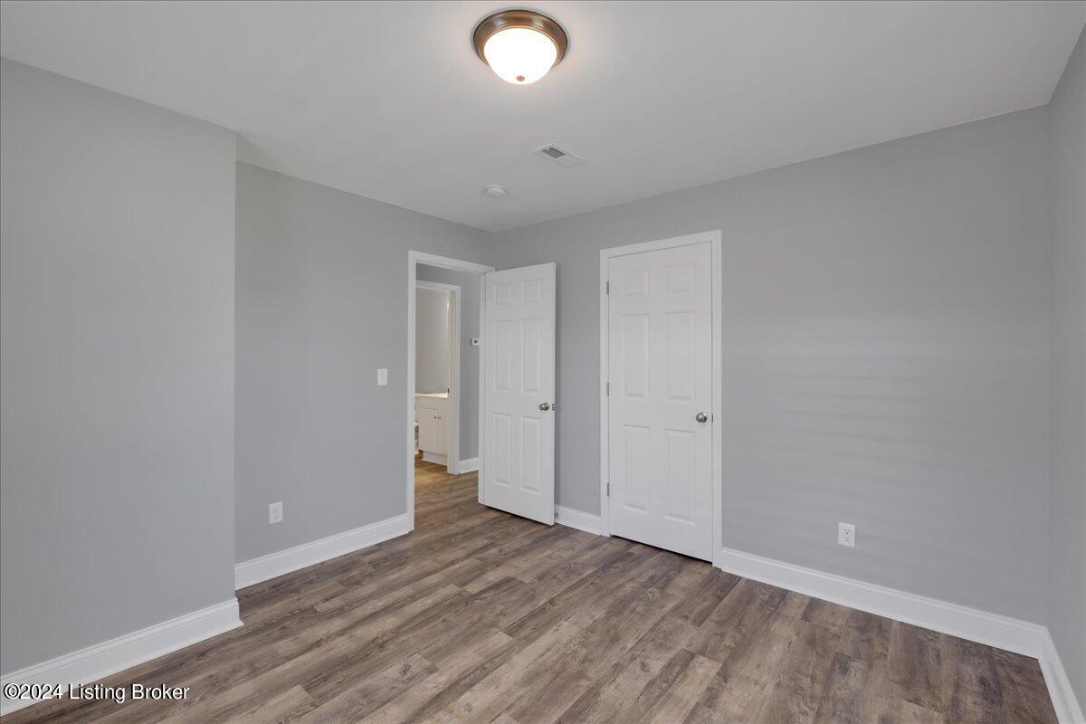 5412 Decker Road Louisville, KY 40258 - Photo 24 of 36 25-5412 Decker Rd-125