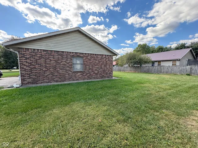 $210,000 | 3 U-Drive, Cloverdale, IN 46120